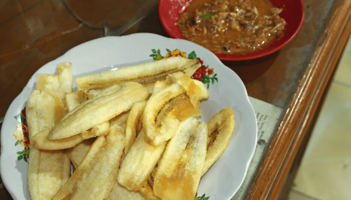 Resep pisang peppe khas makassar yang terkenal sebagai sanggara peppe bugis