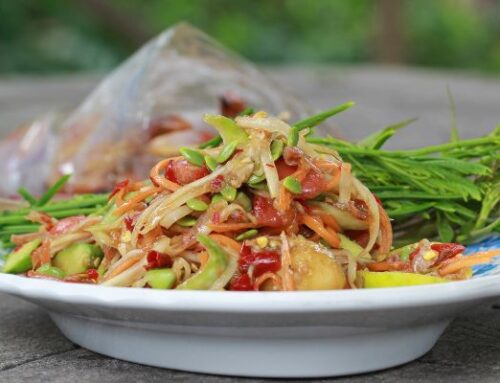 Som Tam Salad, Hidangan Penggugah Selera  Thailand