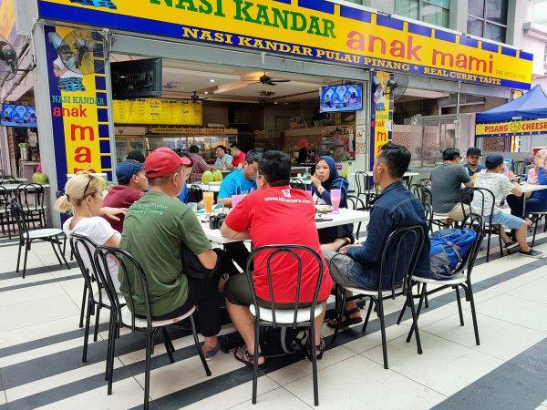 Keragaman budaya kuliner etnis di Malaysia