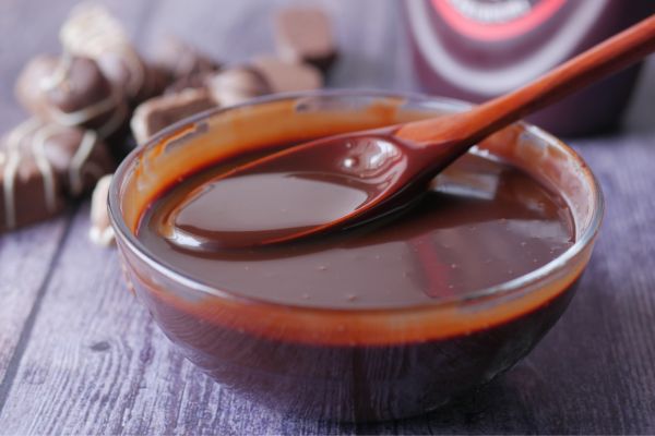 Cara membuat coklat lumer dari coklat bubuk