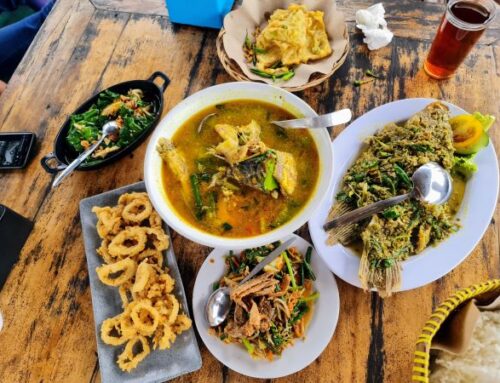 Mengapa Masakan Indonesia Kaya Rempah?